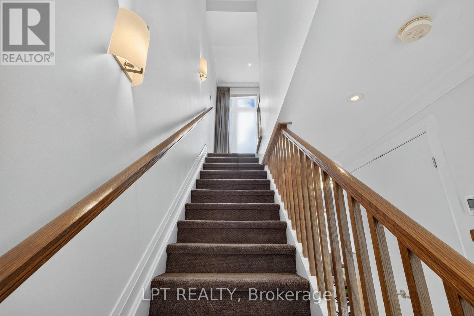 348 RAVENHILL AVENUE E - Image 28