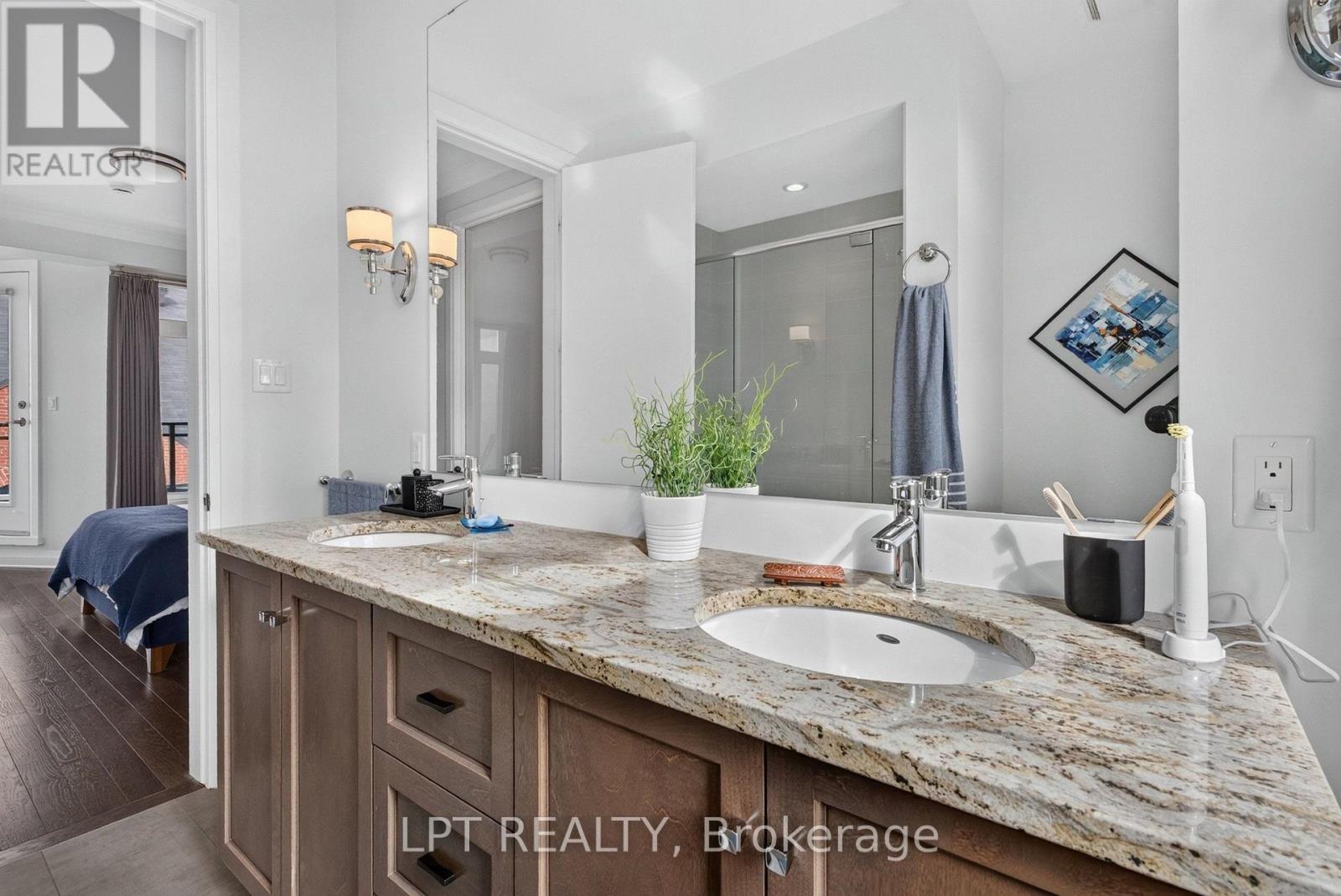 348 RAVENHILL AVENUE E - Image 33