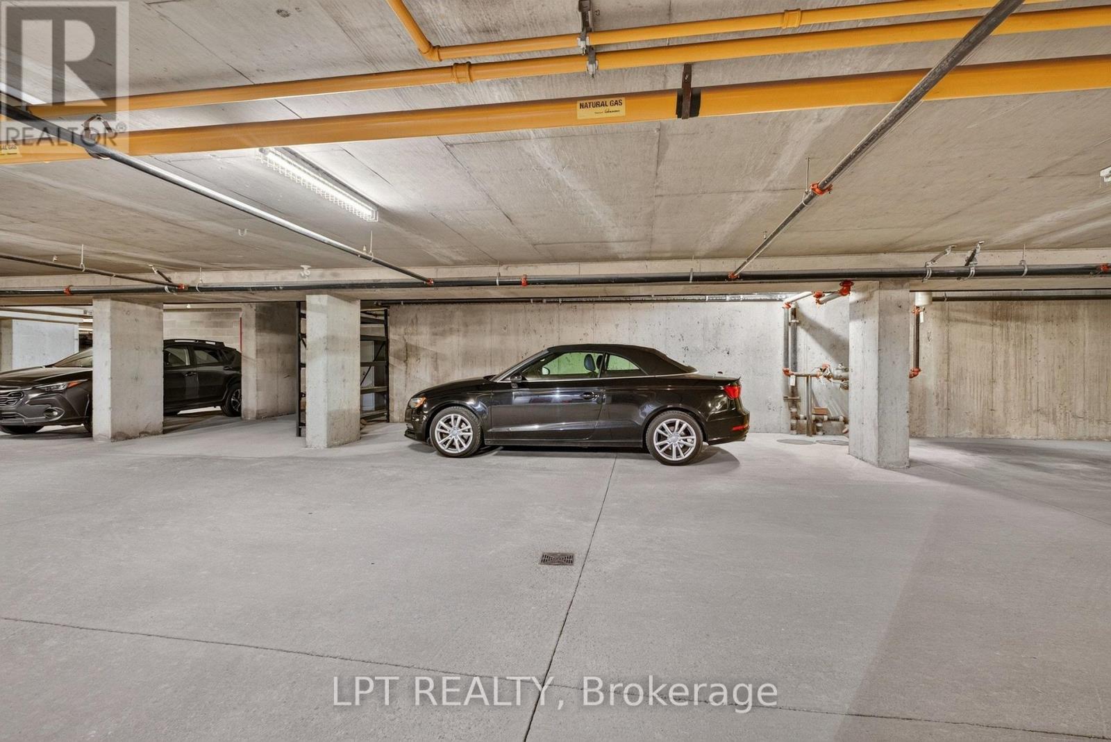 348 RAVENHILL AVENUE E - Image 38