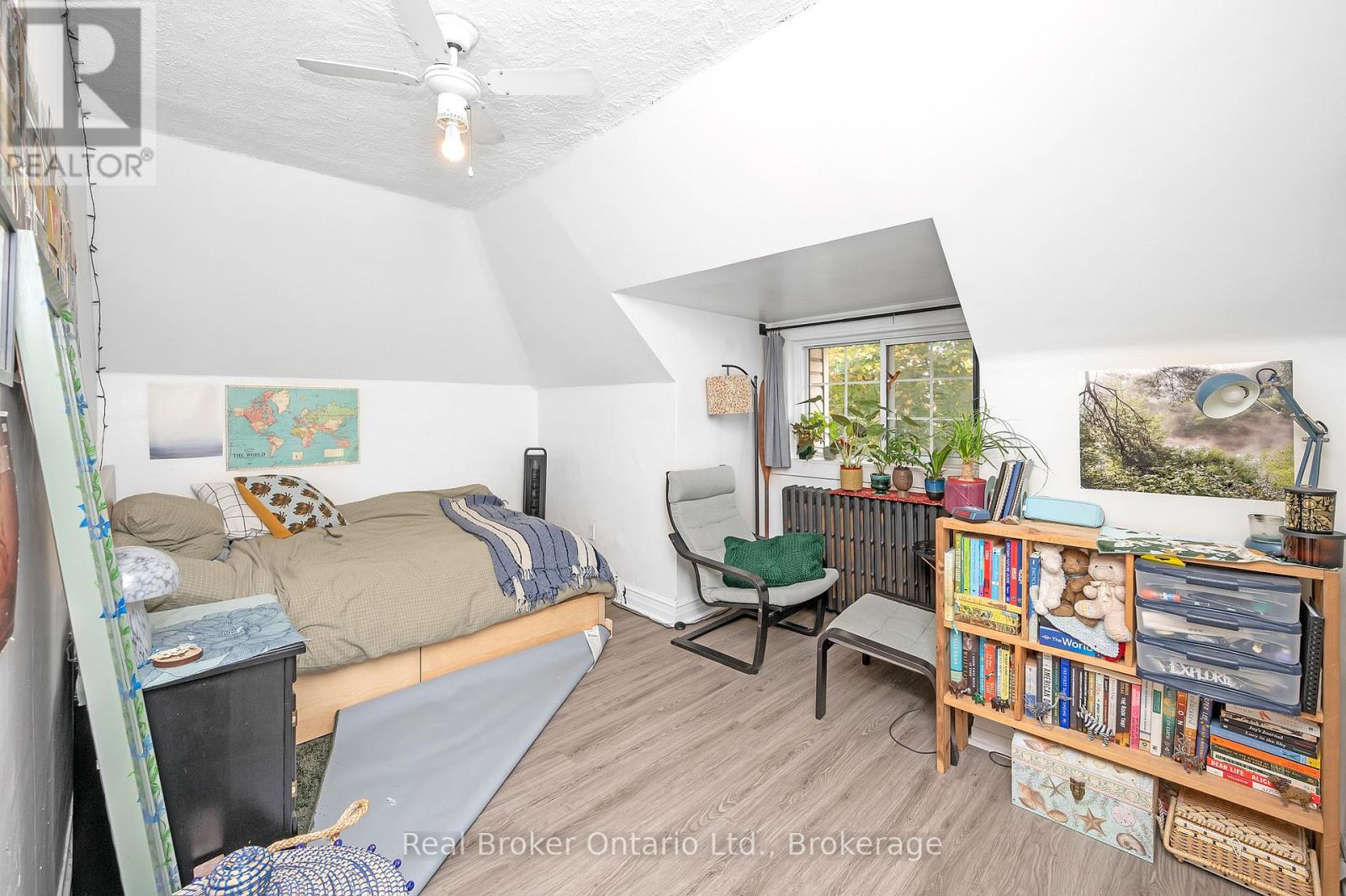 117 FAIRLEIGH AVENUE S - 28