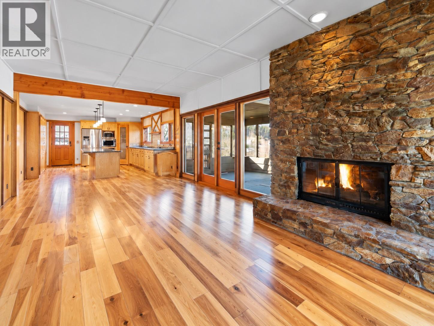 1321 10th Avenue - Image 18