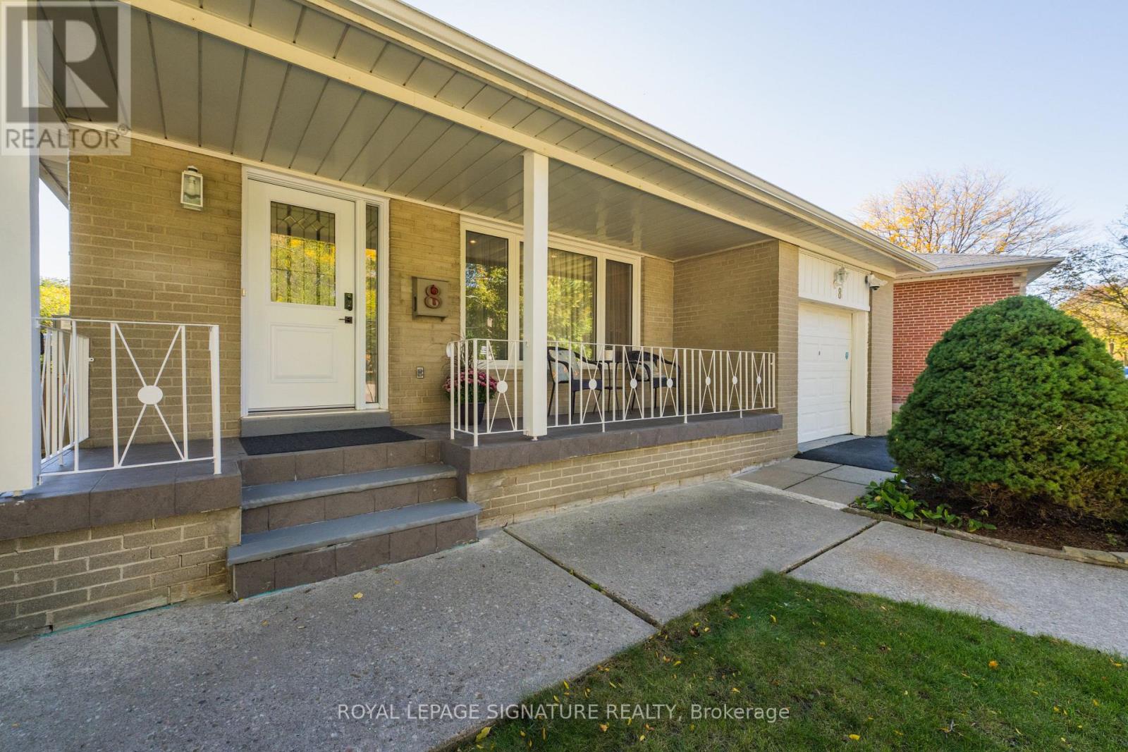8 Bellbury Crescent, Toronto, ON photo 45