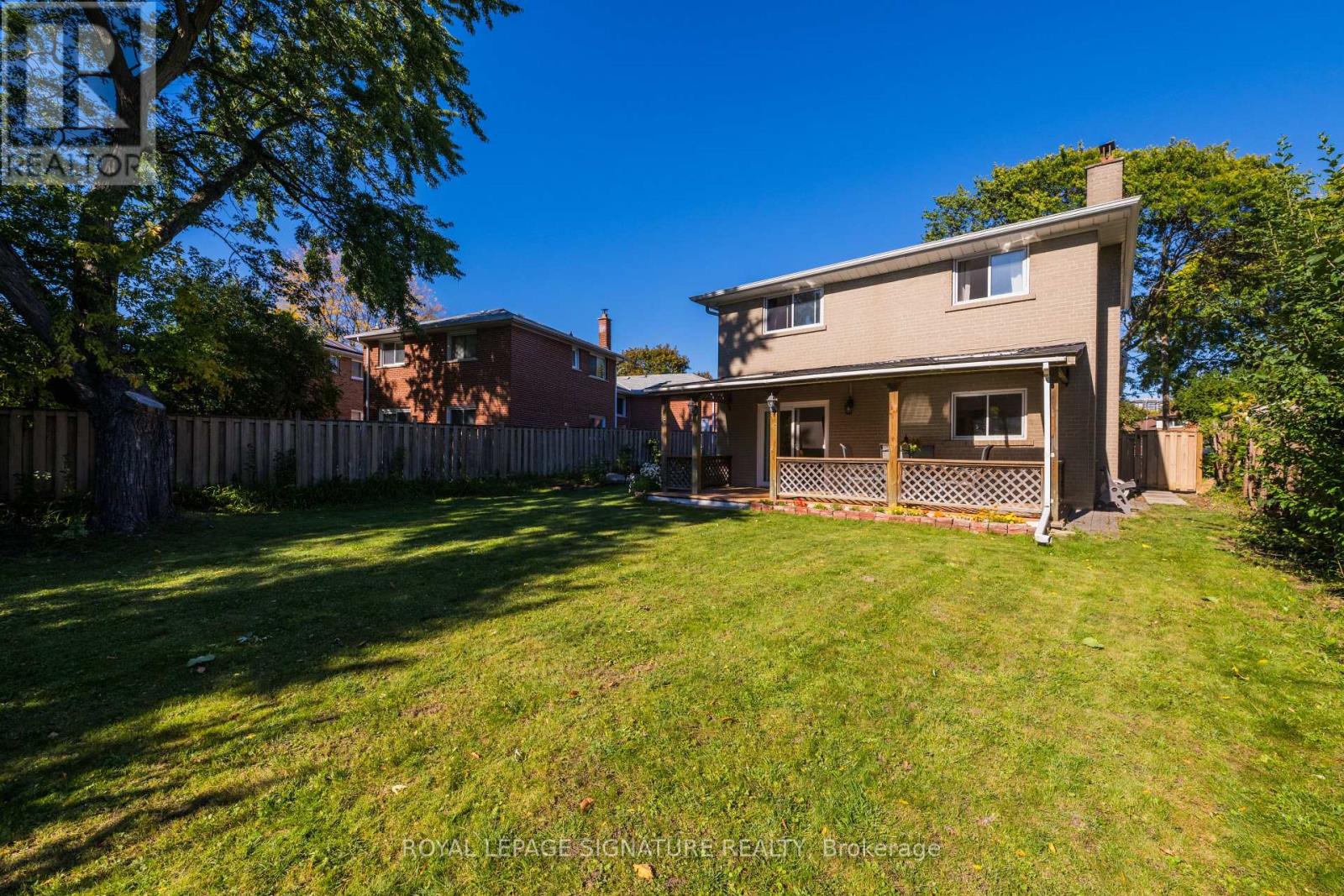 8 Bellbury Crescent, Toronto, ON photo 49