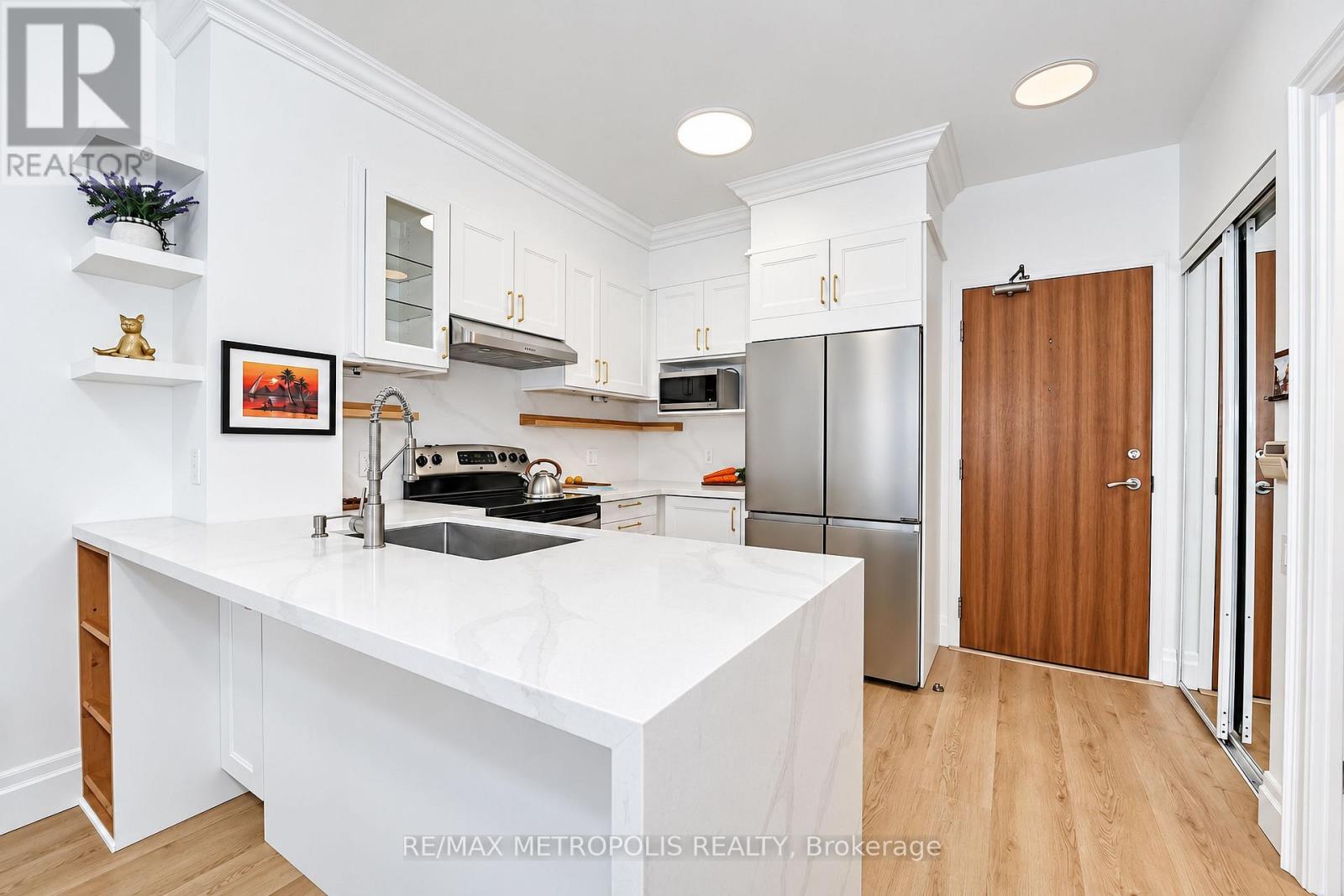 3709- 2191 Yonge Street, Toronto, ON photo 11