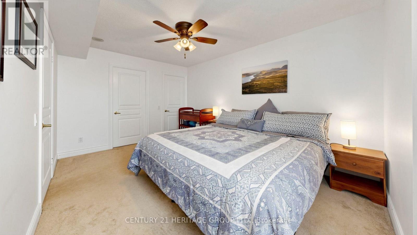 #602 5 NORTHTOWN WAY - 23