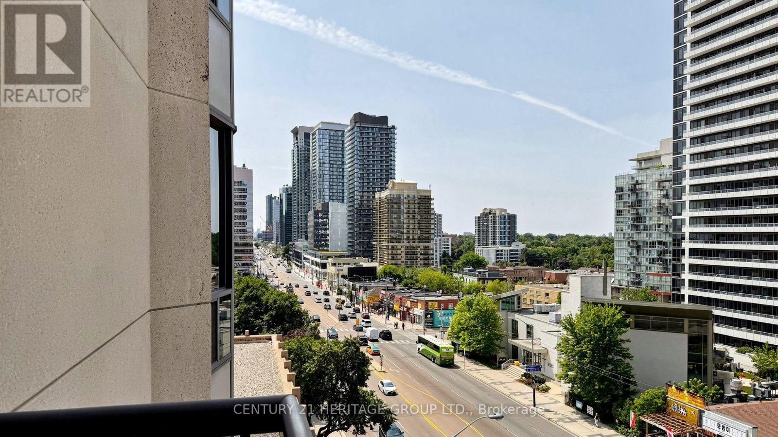 #602 5 NORTHTOWN WAY - 48