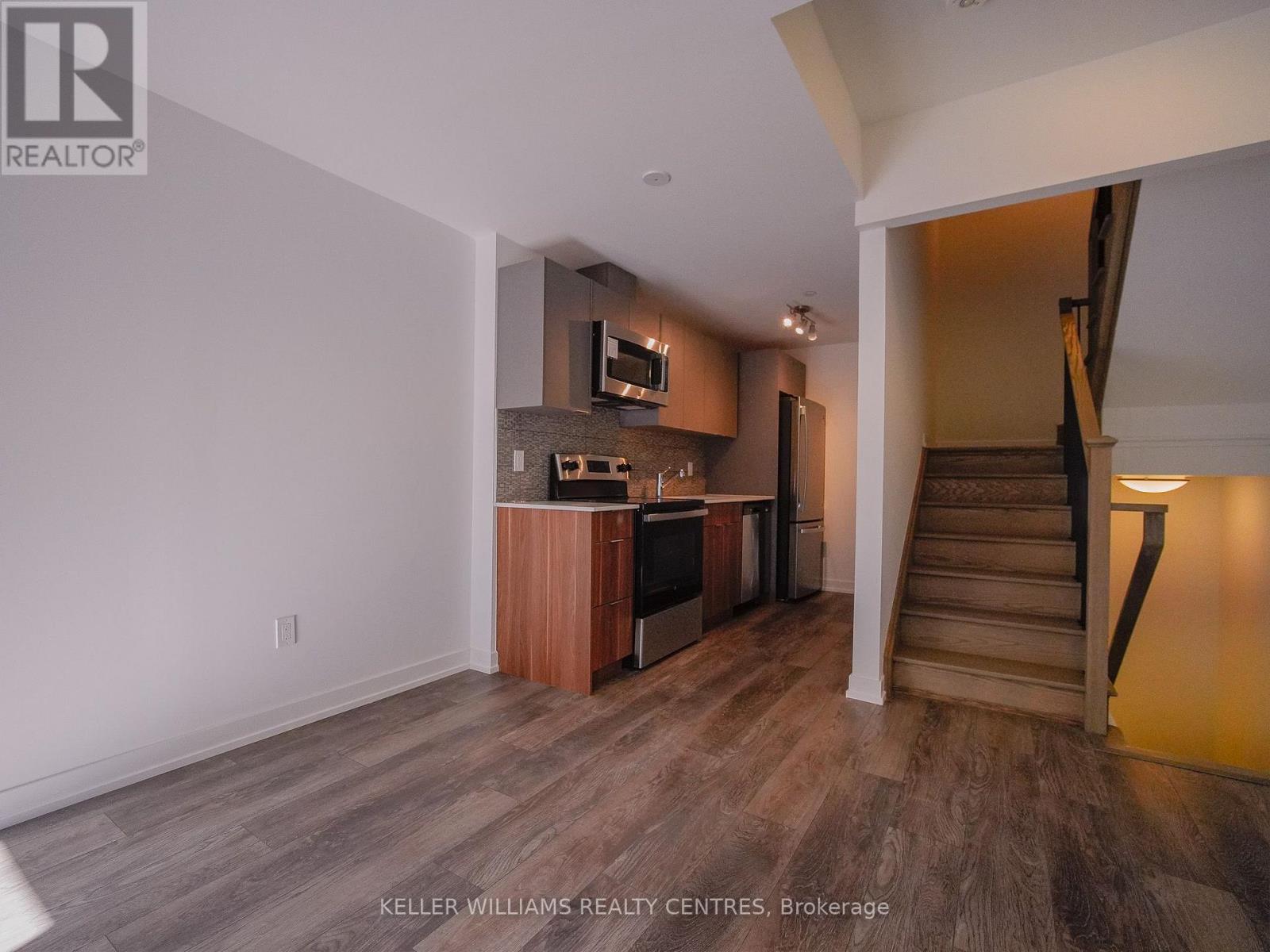 58- 10 Calamint Lane, Toronto, ON