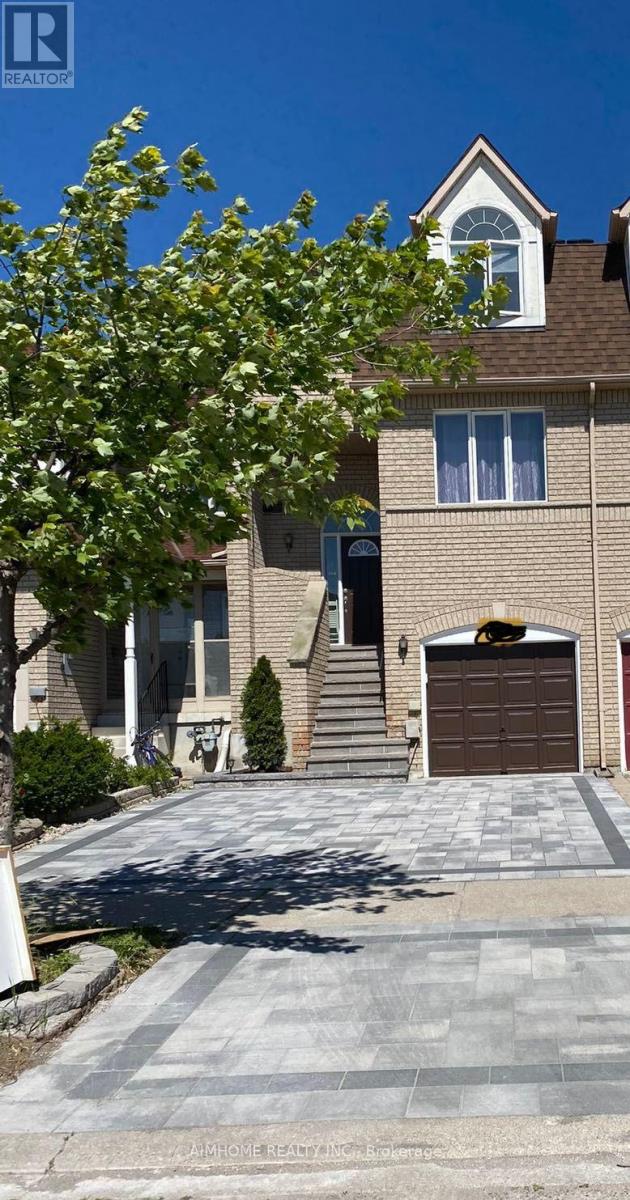 Listing photo of 131 BRIDLEPATH STREET