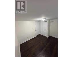 Bsmt - 68 Marlin Court, Newmarket, ON L3Y2W8 Photo 9