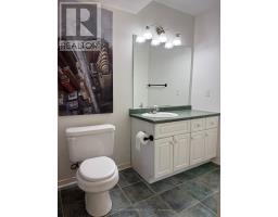 132 Brown Wood Drive, Barrie, ON L4M6M8 Photo 9