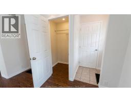 Laundry room - 721-723 Campbell Avenue, Windsor, ON N9B2H6 Photo 17