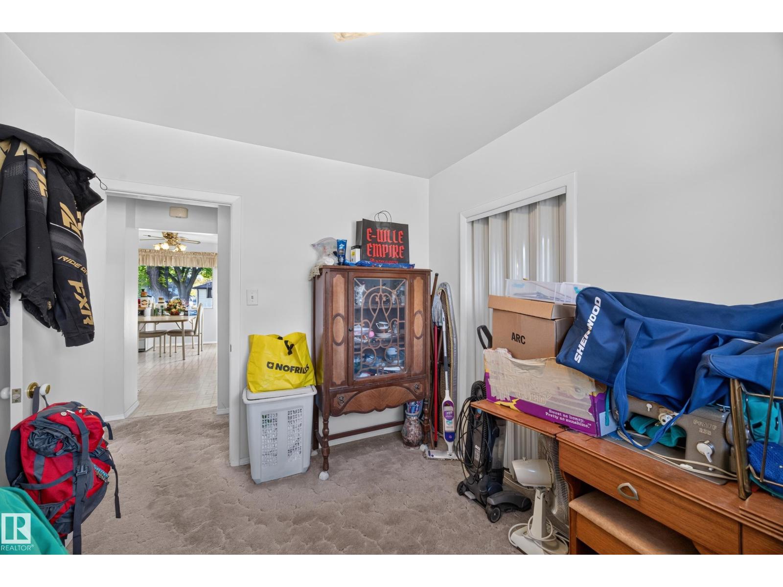 4402 116 AV NW - 17