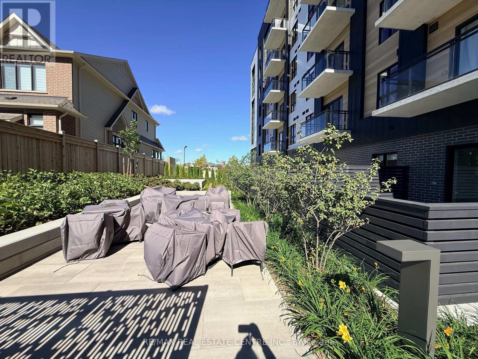 3008 William Cutmore Boulevard — photo 29