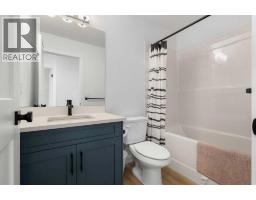 327, 85 sage hill Heights NW - photo 22
