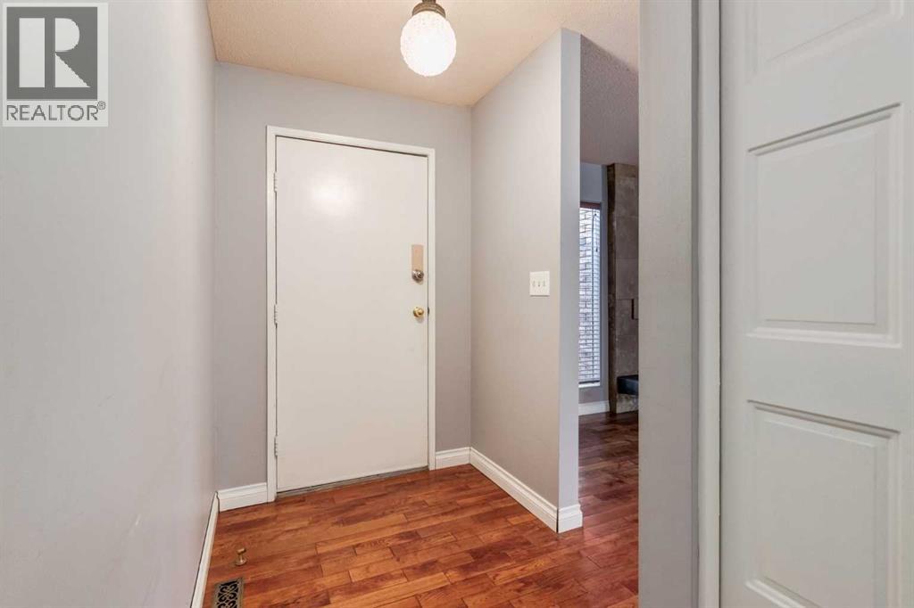 3147 Palliser Drive SW, Calgary Alberta