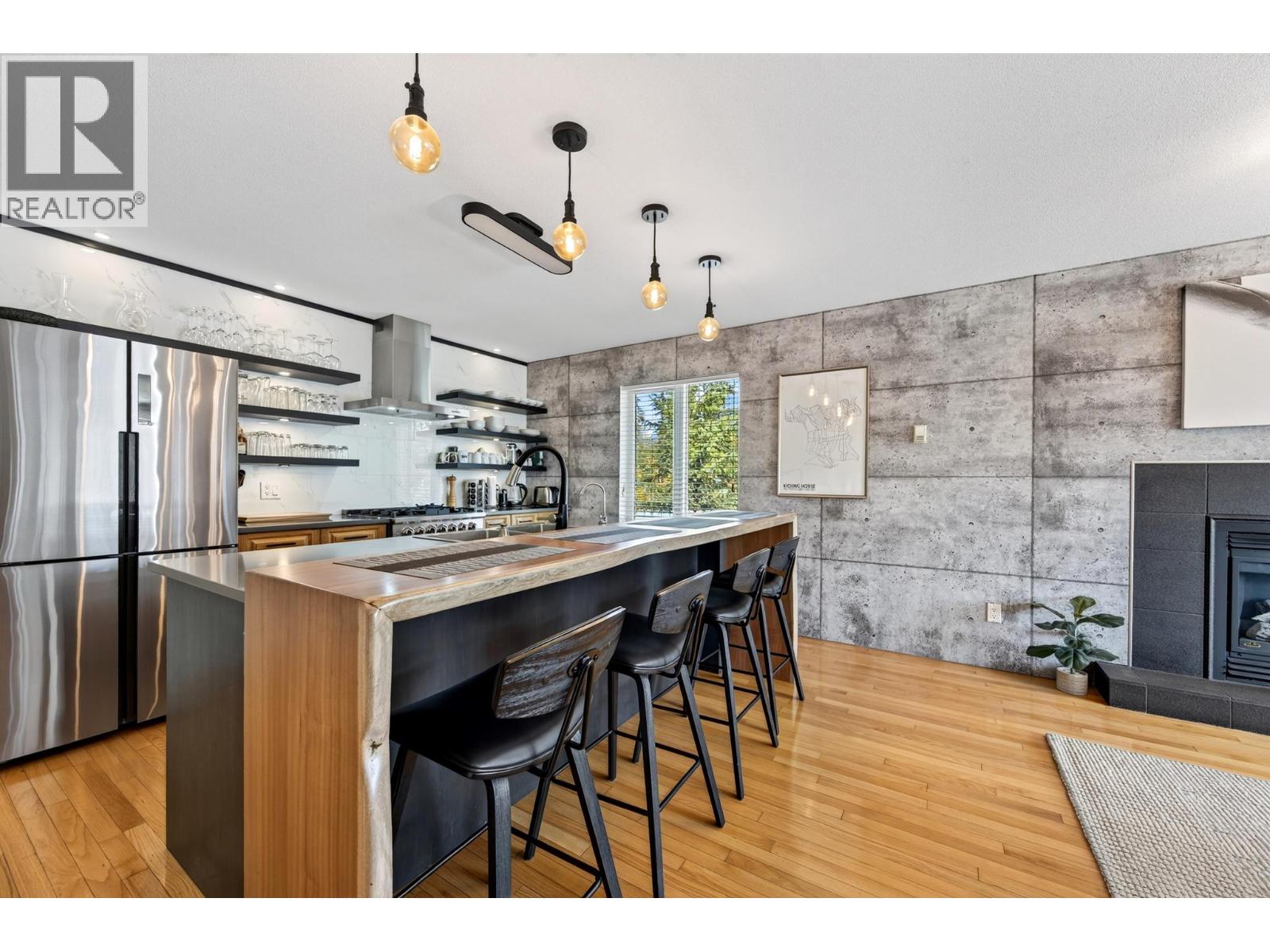 #1 339 5TH Avenue - Image 7