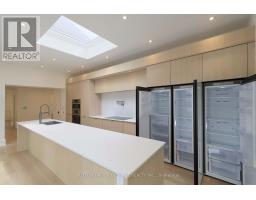 Laundry room - 20 The Kingsway, Toronto, ON M8X2T1 Photo 10