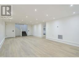 20 The Kingsway, Toronto, ON M8X2T1 Photo 36