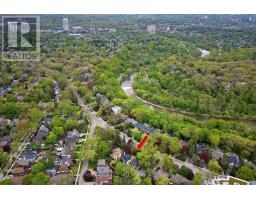 20 The Kingsway, Toronto, ON M8X2T1 Photo 45