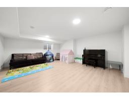 16782 21a Avenue, Surrey, BC V3Z0M3 Photo 27