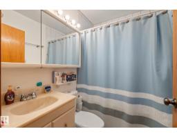 9719 65 Av Nw, Edmonton, AB T6E0K5 Photo 22