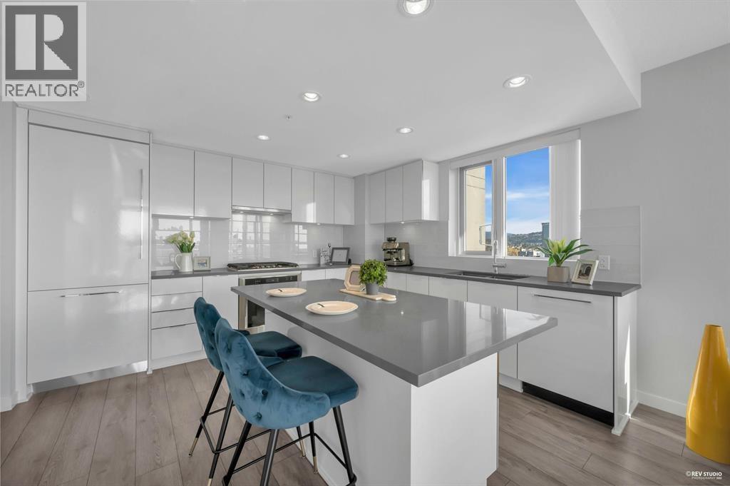 Photo of 3301 2388 MADISON AVENUE 26