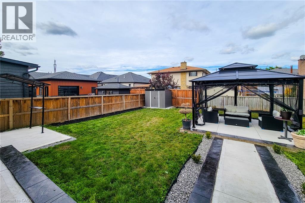 8 ALBEMARLE Street - 45