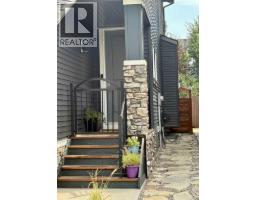 1155 Kings Heights Way SE - photo 3