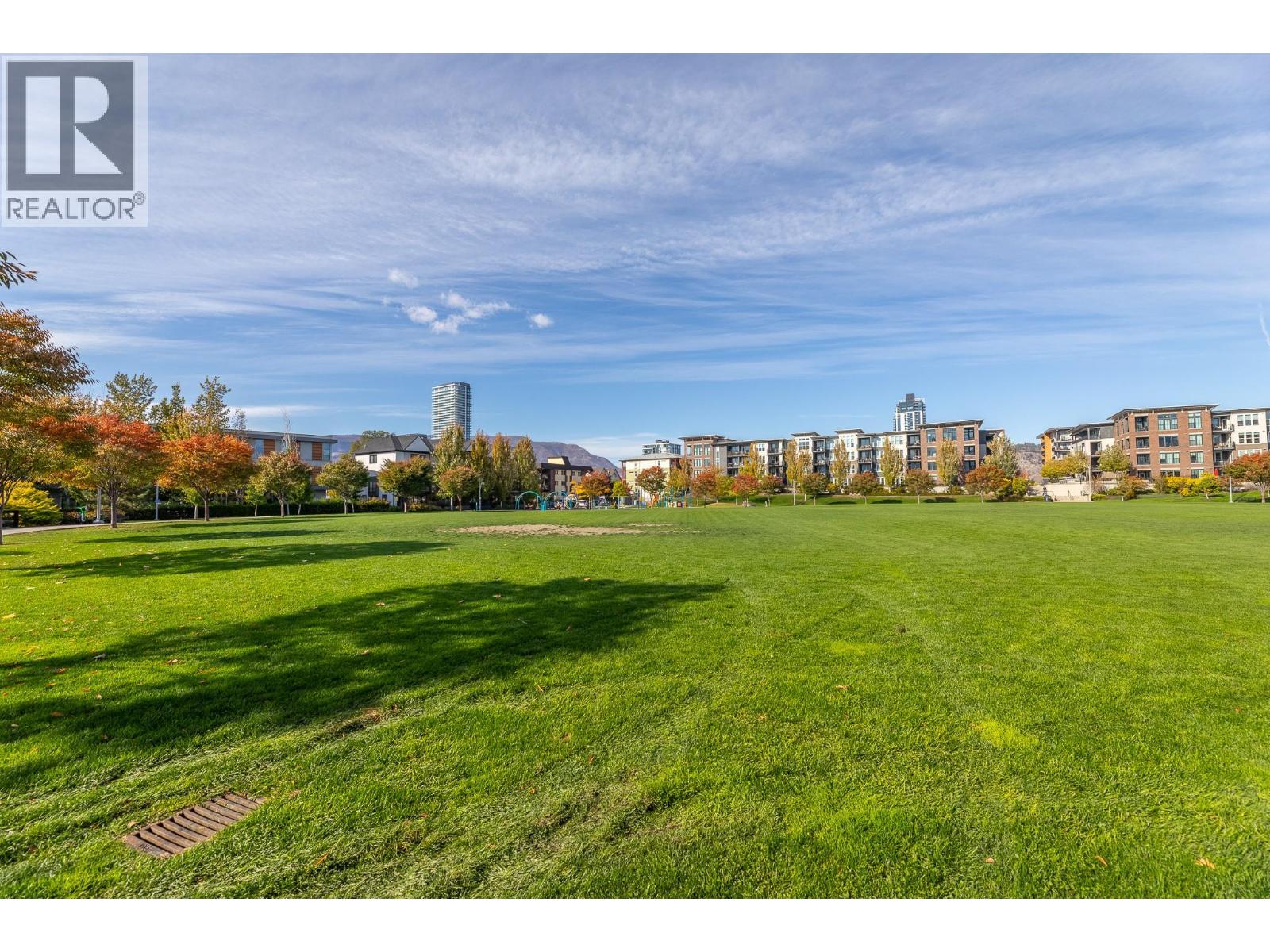 #305 625 Rowcliffe Avenue - 25