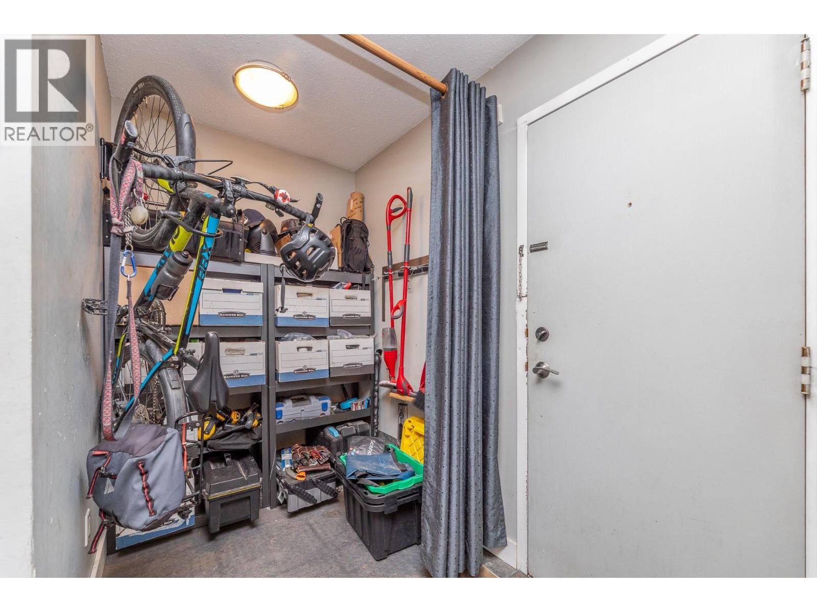 #305 625 Rowcliffe Avenue - 16