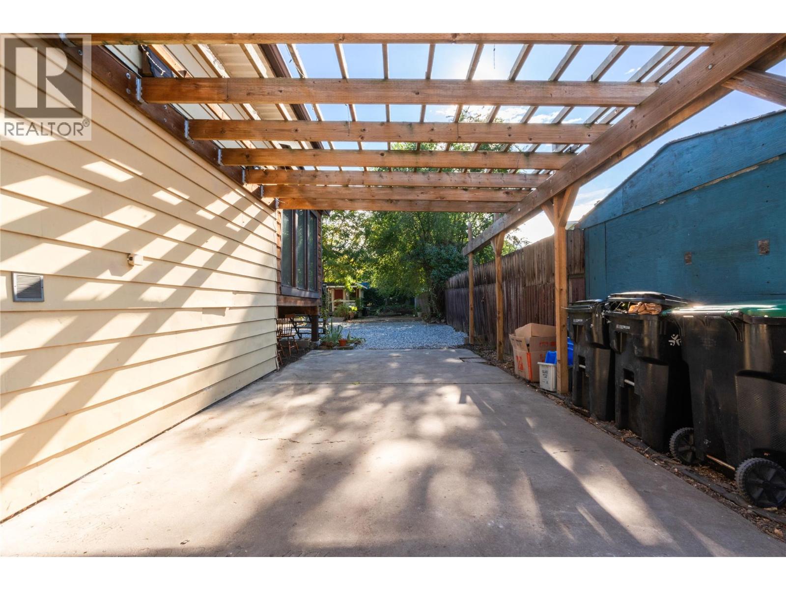 1603B 45TH Street, Vernon