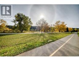 305, 3412 Parkdale Boulevard NW - photo 33