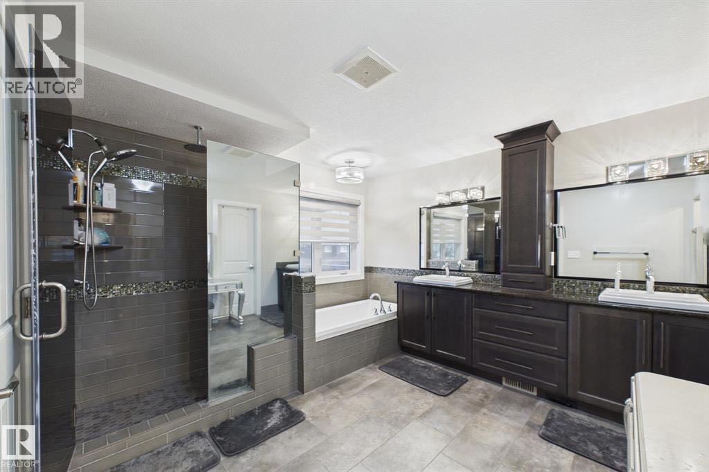 Listing photo – 48 Lundberg Crescent, Red Deer