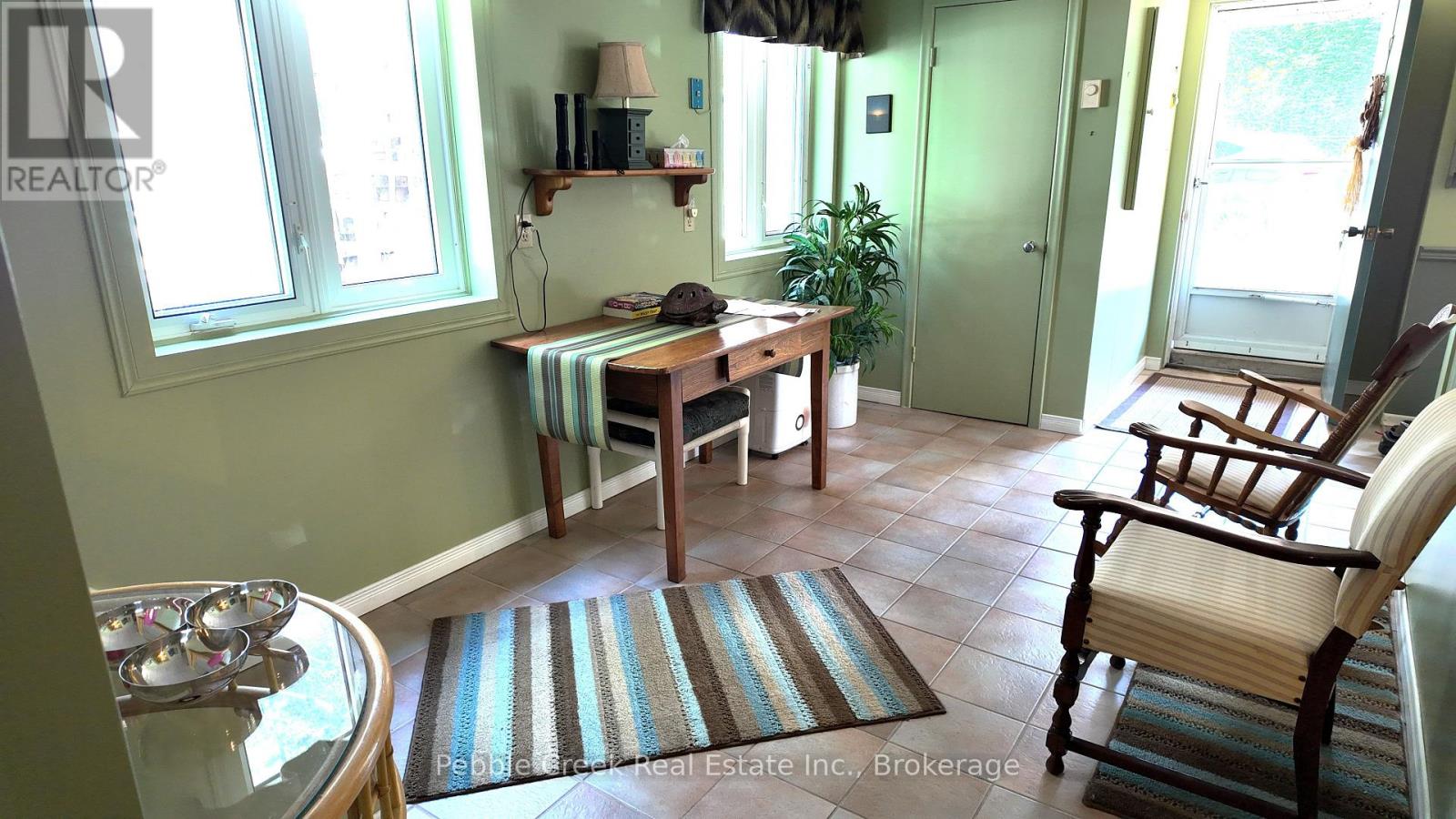 412 ASH STREET - 17