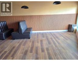 5326 49 Avenue, Taber, AB T1G1T8 Photo 8