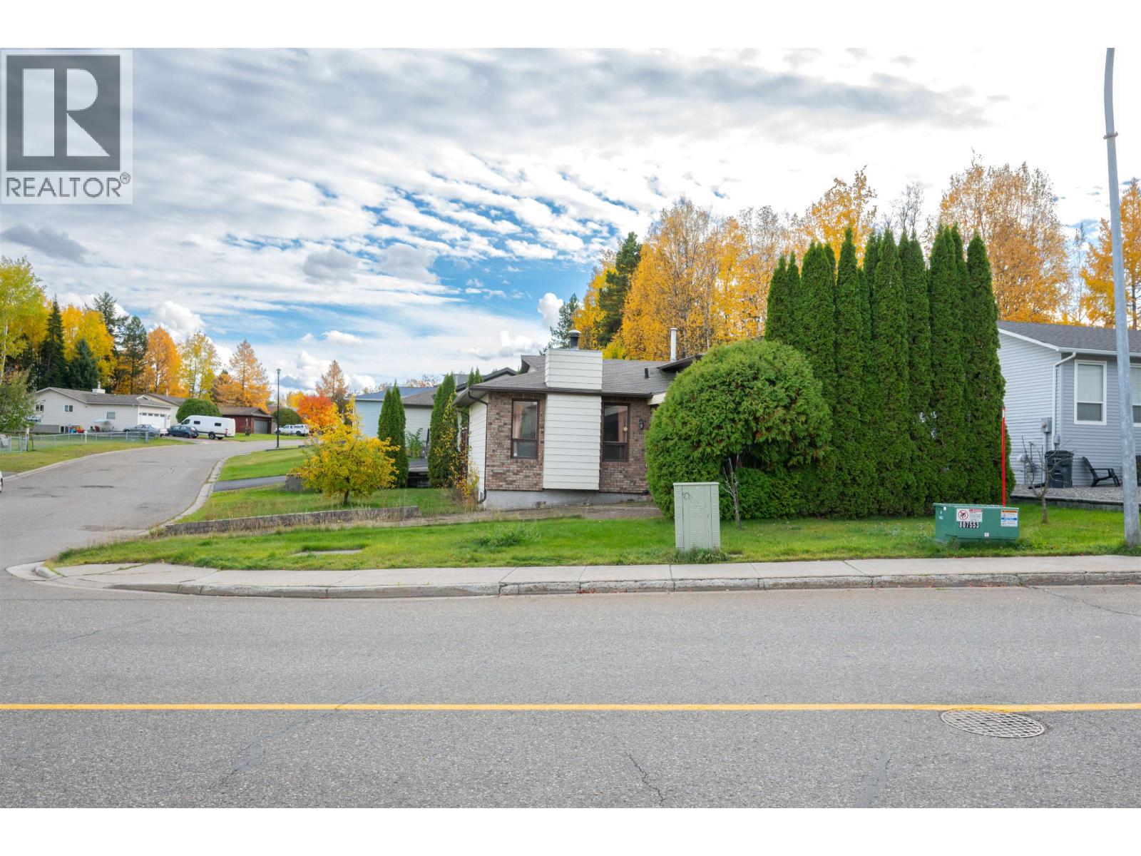 8213 ST LAWRENCE AVENUE, Prince George