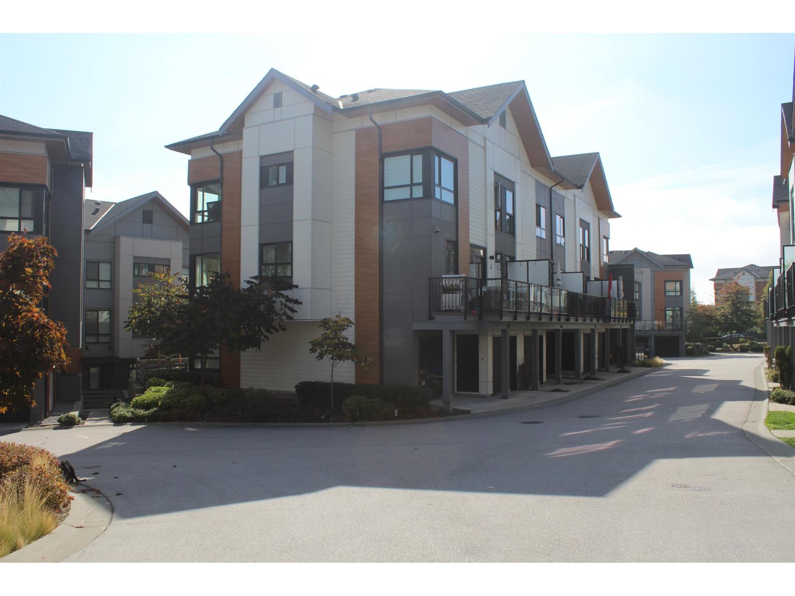 4 Bed, 4 Bath Apartment for Sale in Surrey – 145 15111 EDMUND DRIVE, Surrey – MLS# R3170194 - Image 4