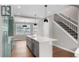 94 Sora Gardens SE - photo 4