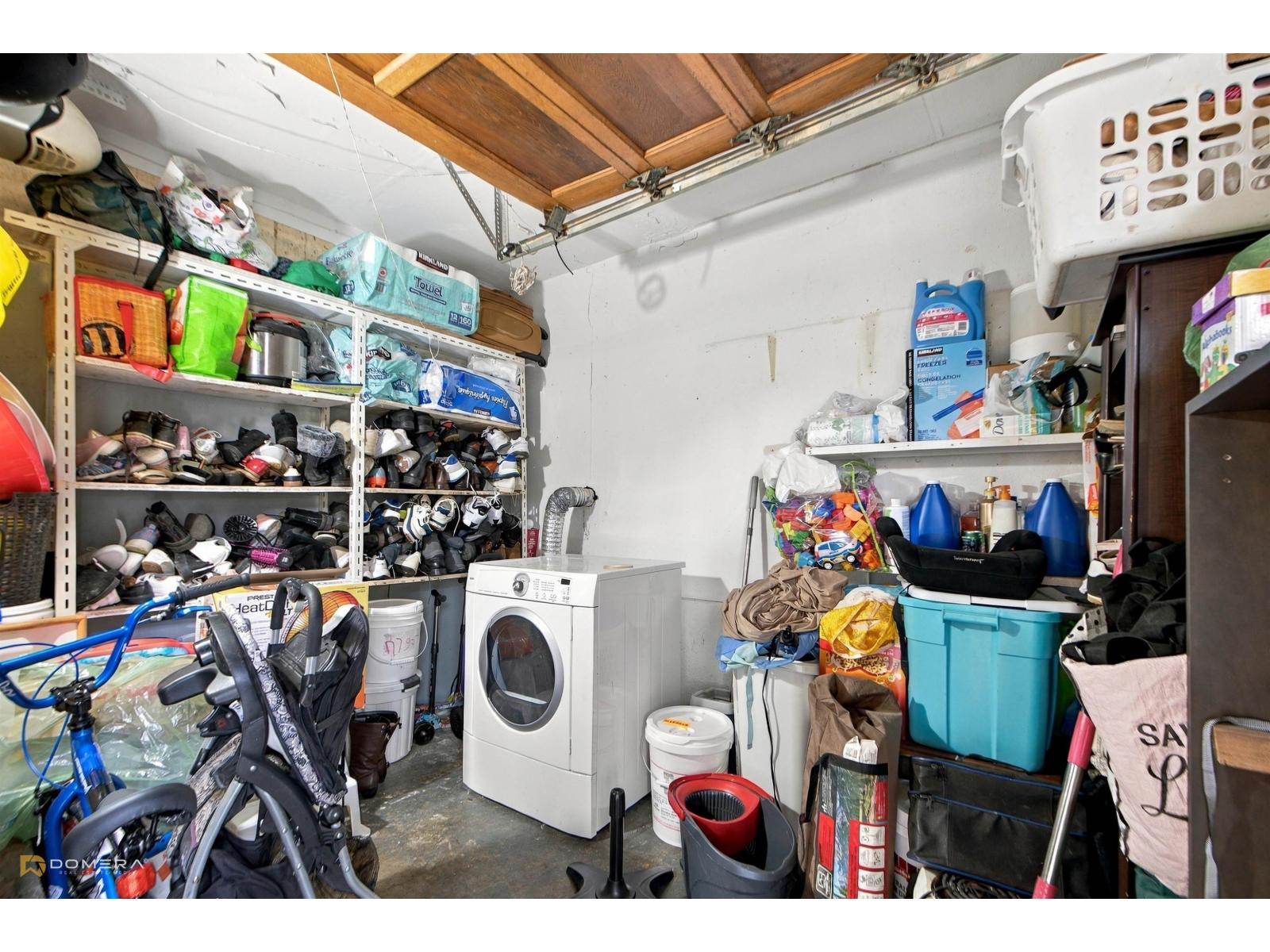 Photo of 2947 BABICH STREET 33