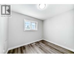 1508 45 Street SE - photo 27