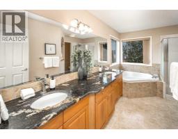 66 Royal Oak Grove NW - photo 30