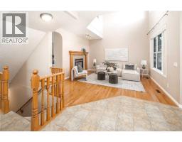 66 Royal Oak Grove NW - photo 8