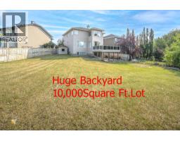66 Royal Oak Grove NW - photo 2