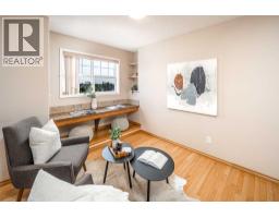 66 Royal Oak Grove NW - photo 26