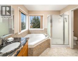 66 Royal Oak Grove NW - photo 31