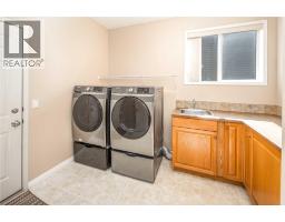 66 Royal Oak Grove NW - photo 21