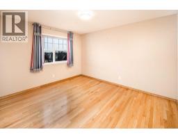 66 Royal Oak Grove NW - photo 35