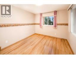 66 Royal Oak Grove NW - photo 34