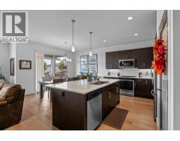 1640 Winter Lane, Kelowna, BC V1P1T2 Photo 14