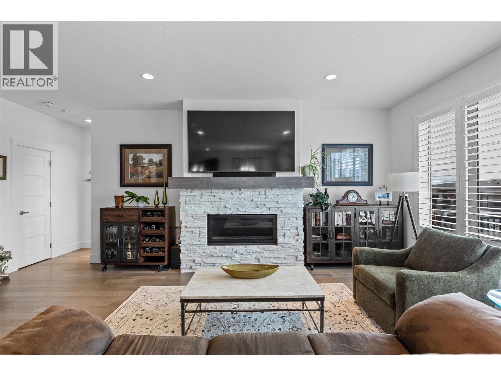 1640 Winter Lane - 13